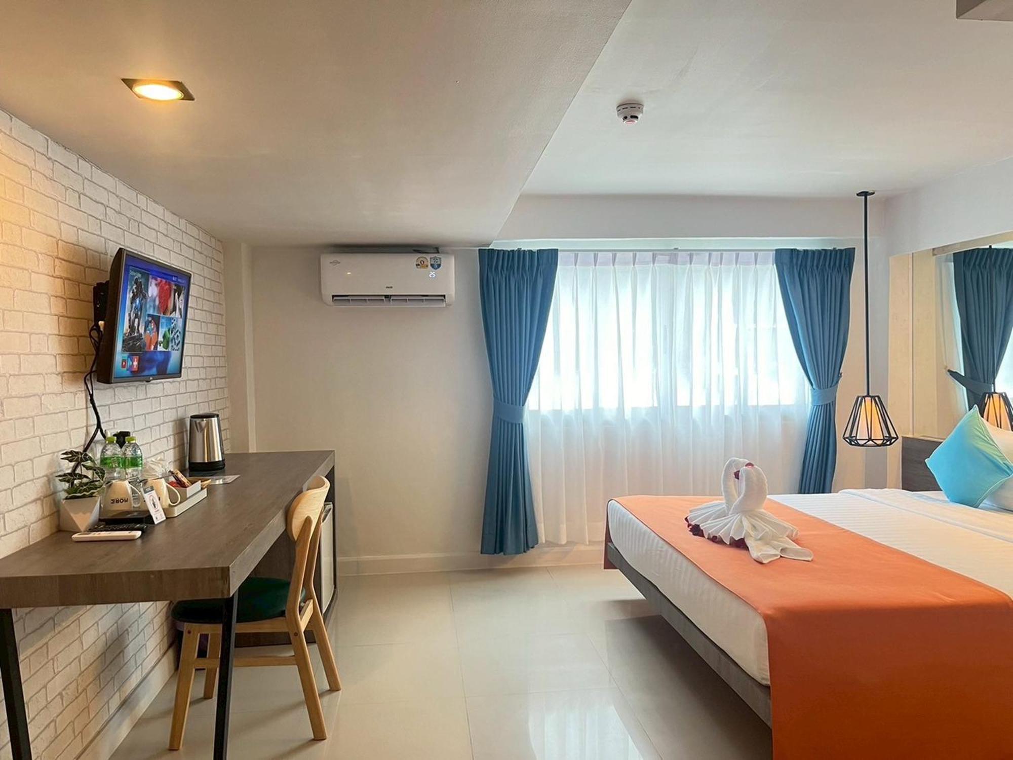 Hotell Silla Loft Patong