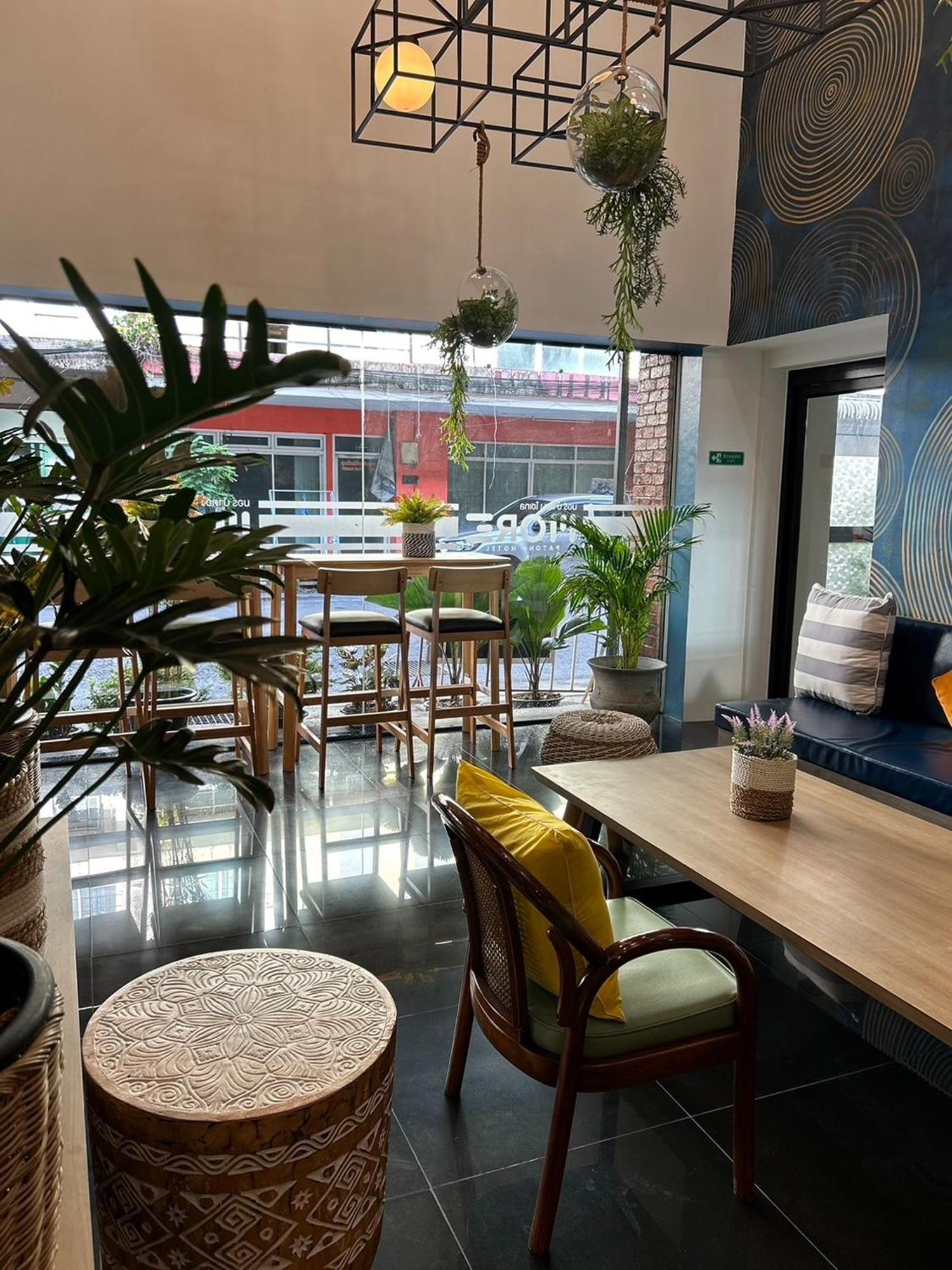 Hotell Silla Loft Patong